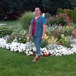 Meet your Posher, Isabel